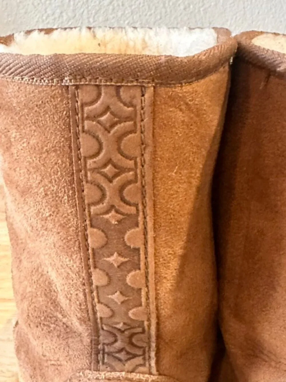 UGG 3Oth Anniversary Limited Edition Braided Boots Vintage Brown Very Rare Sz 8